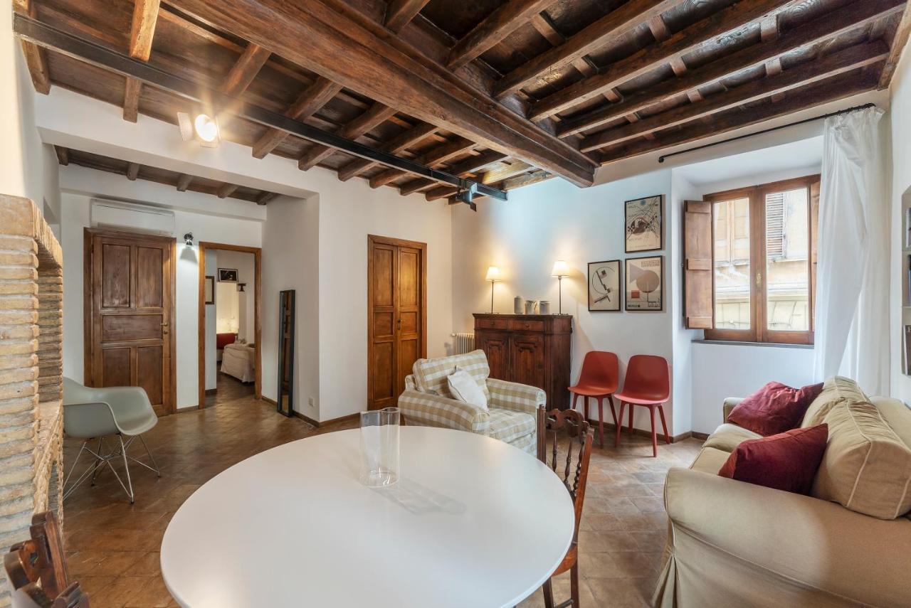Colosseo&fori Imperiali Wooden Flat Appartamento *